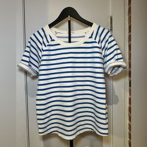 Giving French New Wave 🇫🇷 Soft Scoop Neck GAP Sweatshirt